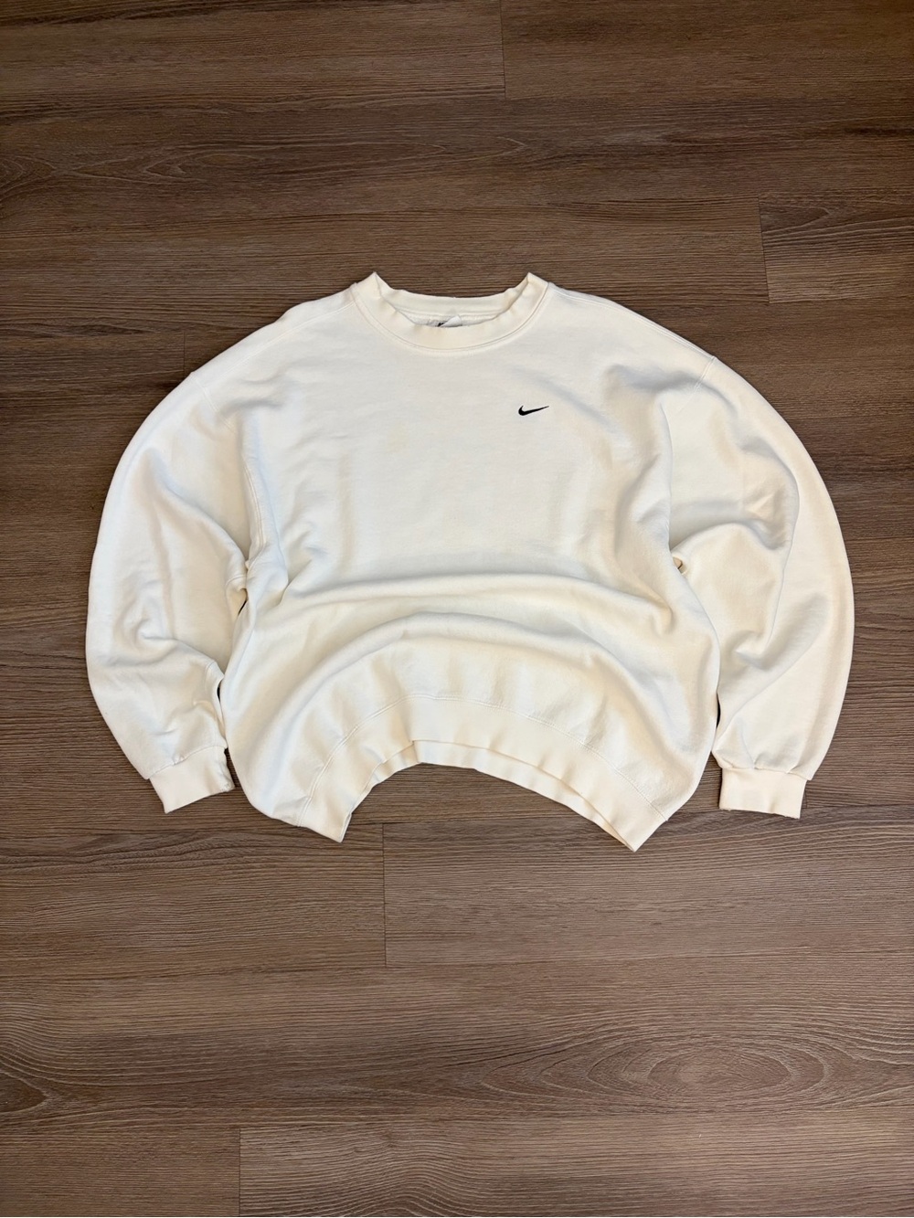 Nike 90s Vintage Cream/White Crewneck Sweater Unisex Size L Men